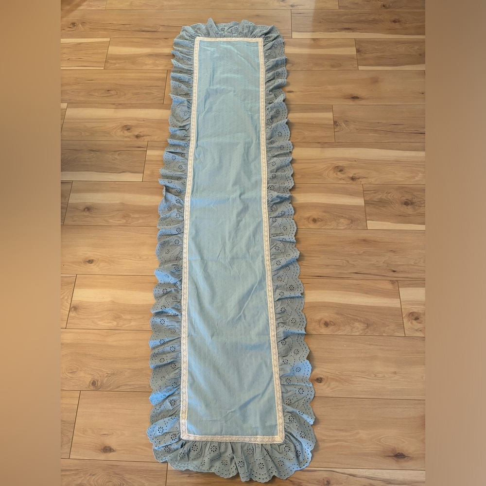 Table Runner